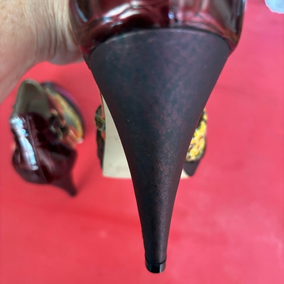 Aldo stiletto shoes, like new- rarely worn, dressy, party, office - Picture 12 of 14